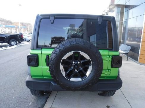 Used 2019 Jeep Wrangler Unlimited Sport image 12