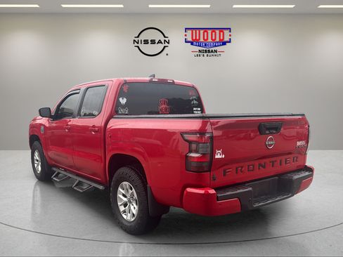 Used 2024 Nissan Frontier SV w/ Technology Package AWD/4WD image 8
