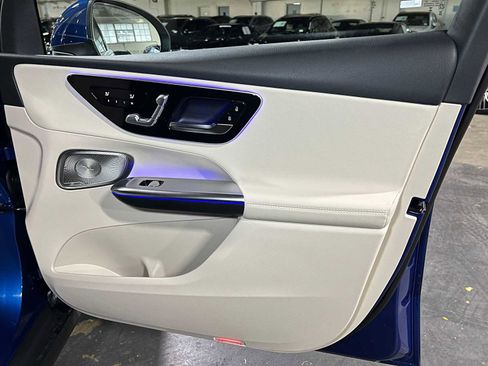 New 2026 Mercedes-Benz GLC 300 4MATIC image 10