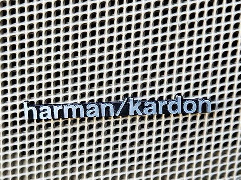 Used 2013 Mercedes-Benz C 300 Sport image 29