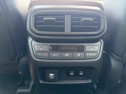 New 2026 Honda Pilot Elite image 8