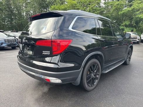 Used 2018 Honda Pilot Touring image 5