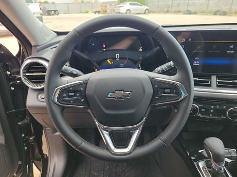 Used 2026 Chevrolet Trax ACTIV w/ Driver Confidence Package FWD image 19