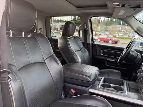 Used 2014 RAM 2500 Longhorn image 19