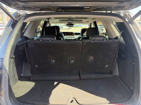 Used 2021 Hyundai Palisade Limited FWD image 11