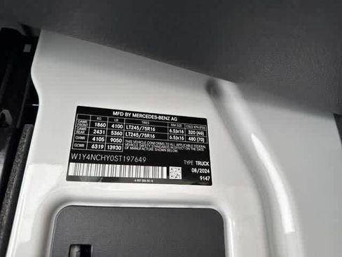 New 2025 Mercedes-Benz Sprinter 2500 image 28