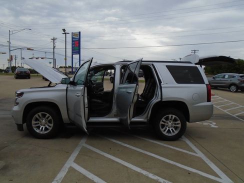 Used 2018 Chevrolet Tahoe LT image 27