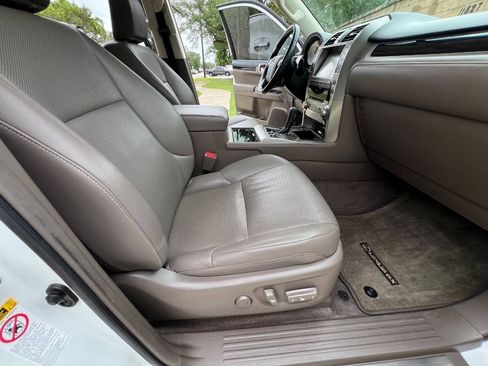 Used 2018 Lexus GX 460 w/ Navigation Package AWD/4WD image 43