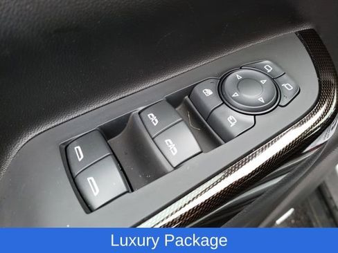 Used 2023 GMC Acadia AT4 w/ Technology Package image 20