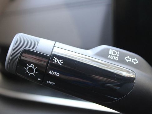 New 2026 Kia Carnival EX image 34