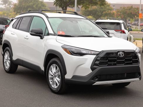New 2026 Toyota Corolla Cross LE FWD image 3