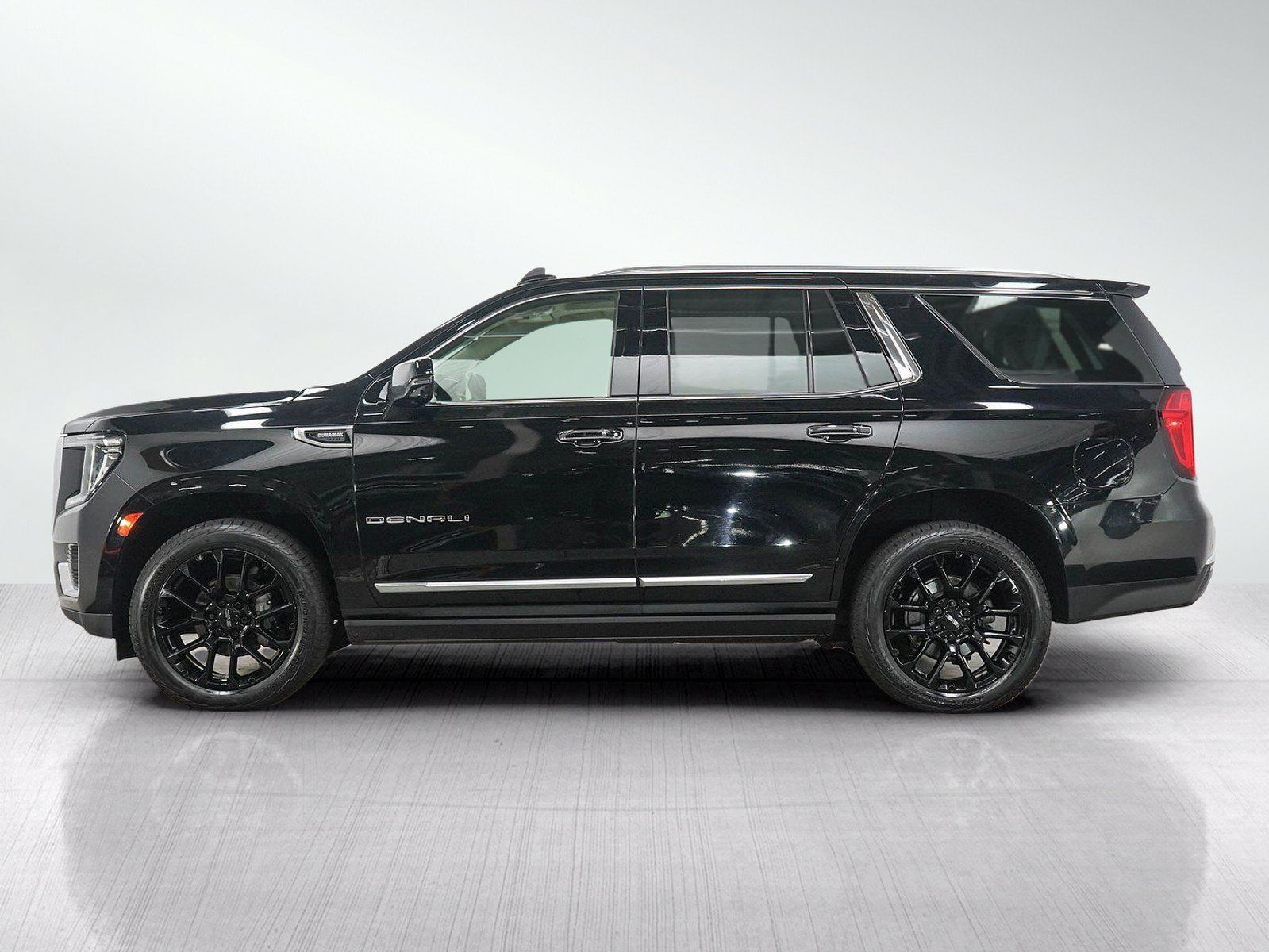 Used 2022 GMC Yukon Denali AWD/4WD image 2