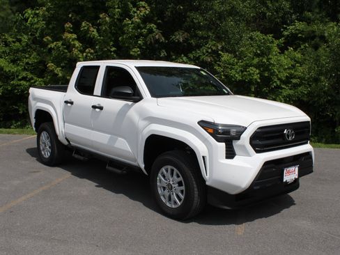 New 2026 Toyota Tacoma SR RWD image 3