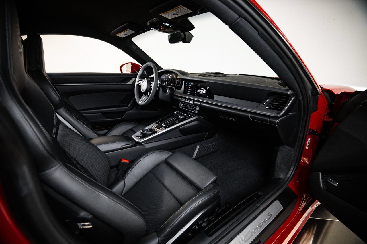 Certified 2025 Porsche 911 Carrera S RWD image 28