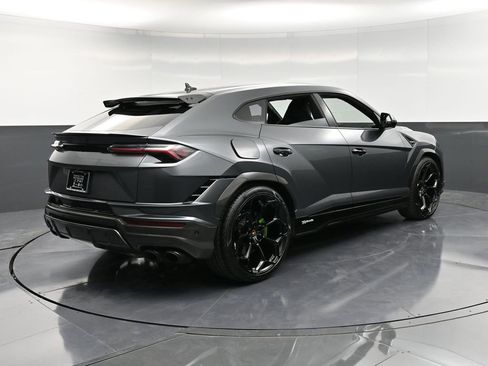 Used 2024 Lamborghini Urus Performante image 8