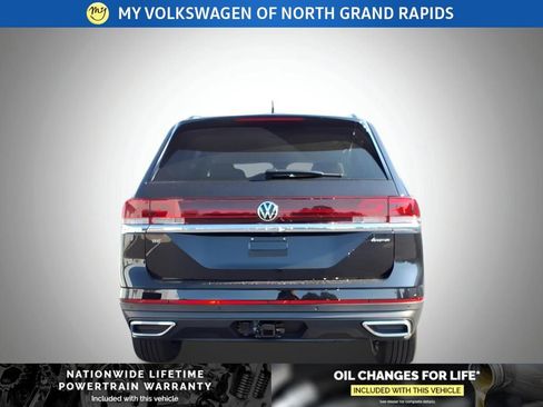 New 2026 Volkswagen Atlas SE image 5