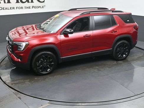Certified 2026 GMC Terrain Elevation w/ Elevation Premium Package FWD image 45