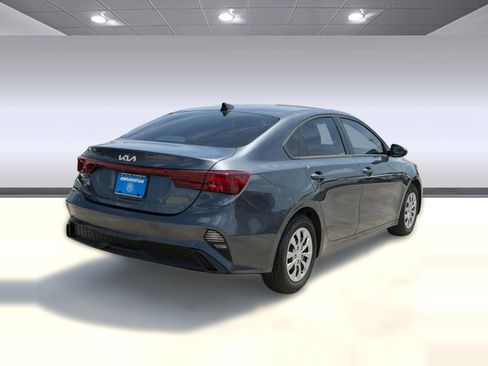 Used 2022 Kia Forte Sedan FWD image 9