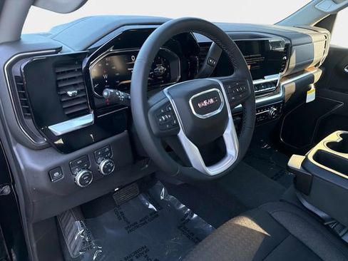 New 2026 GMC Sierra 1500 SLE w/ Preferred Package AWD/4WD image 21