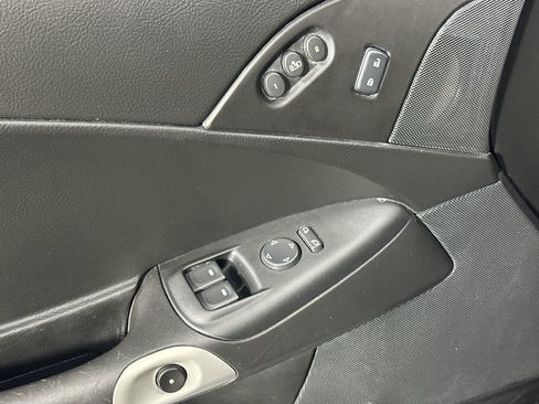 Used 2013 Chevrolet Corvette Grand Sport w/ 3LT Preferred Equipment Group image 17