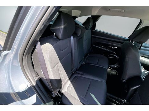 Used 2025 Hyundai Tucson SE AWD/4WD image 21