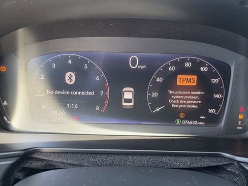 Used 2024 Honda Accord EX image 11