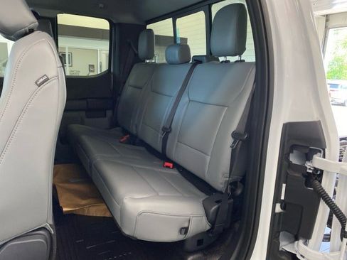 New 2025 Ford F550 4x4 SuperCab Super Duty image 14