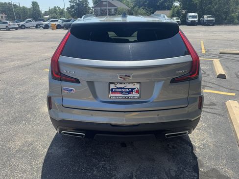 Used 2024 Cadillac XT4 Premium Luxury AWD/4WD image 4