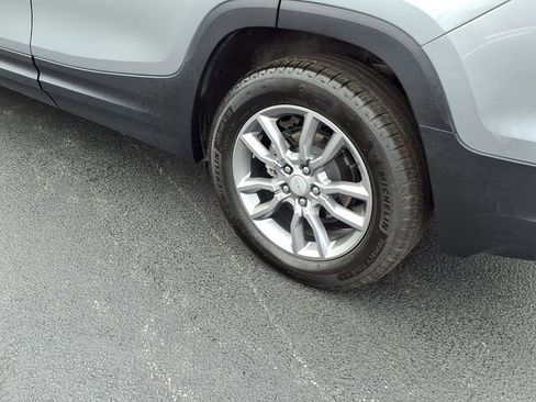 Used 2023 GMC Terrain SLT w/ Tech Package AWD/4WD image 25