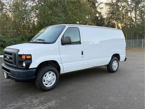 Used 2014 Ford E-150 and Econoline 150 Commercial w/ Commercial Cargo Van Package image 2