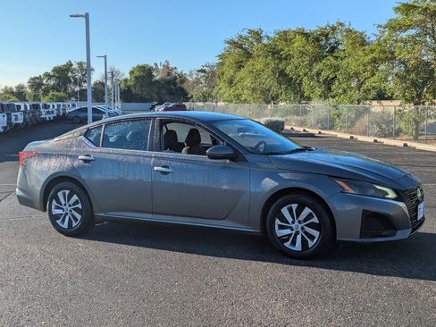 Certified 2023 Nissan Altima 2.5 S image 8