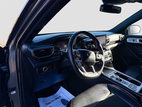 Used 2023 Ford Explorer ST-Line w/ Class IV Trailer Tow Package image 9