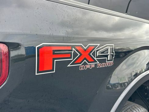 Used 2019 Ford F150 XLT w/ Equipment Group 302A Luxury image 9