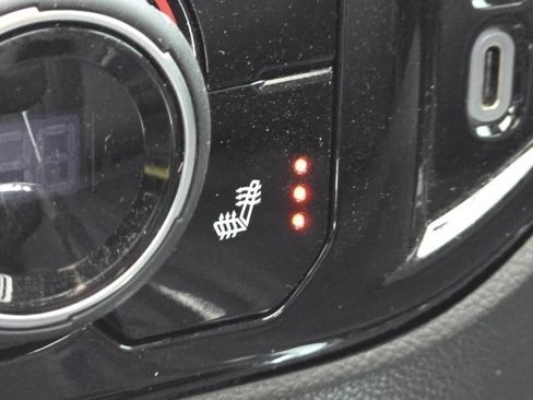 Used 2024 Chevrolet Silverado 1500 LT Trail Boss w/ Convenience Package II image 16