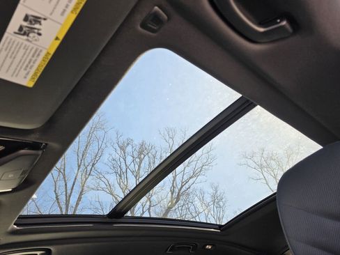 Used 2025 BMW X5 sDrive40i w/ Climate Comfort Package image 13