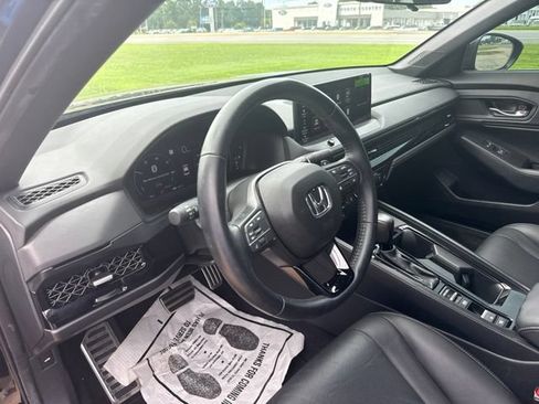Used 2024 Honda Accord Sport image 15
