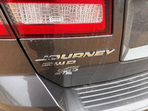 Used 2015 Dodge Journey SE w/ Flexible Seating Group image 7