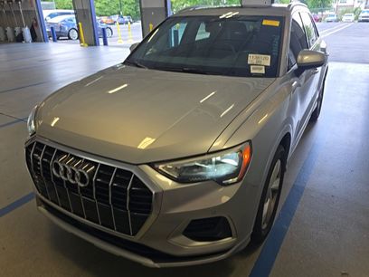Used 2019 Audi Q3 2.0T Premium w/ Convenience Package