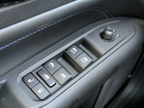 New 2026 Jeep Compass Latitude AWD/4WD image 23