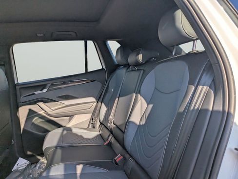 New 2026 Volkswagen Tiguan SE R-Line FWD image 13