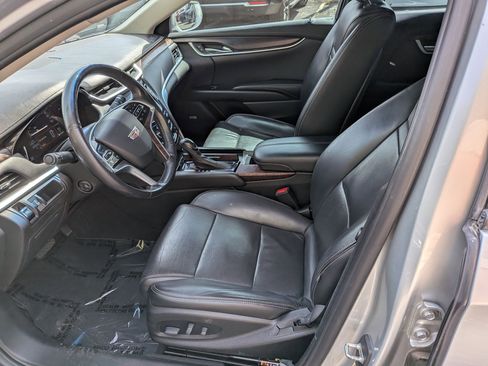 Used 2019 Cadillac XTS Luxury FWD image 23