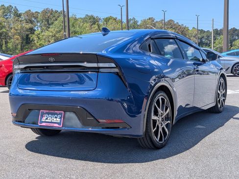 Used 2024 Toyota Prius Prime FWD image 8