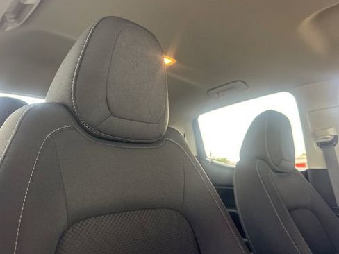 Used 2018 Chevrolet Colorado LT w/ LT Convenience Package RWD image 20