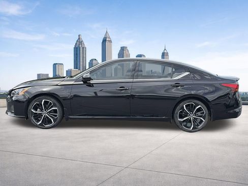 Certified 2023 Nissan Altima 2.5 SR FWD image 2