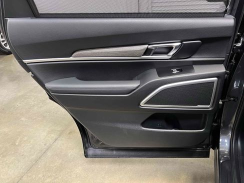 Used 2022 Kia Telluride EX w/ EX Premium Package FWD image 72