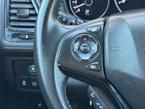 Used 2019 Honda HR-V Sport image 35