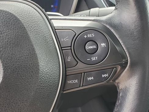 Used 2022 Toyota Corolla XSE FWD image 19