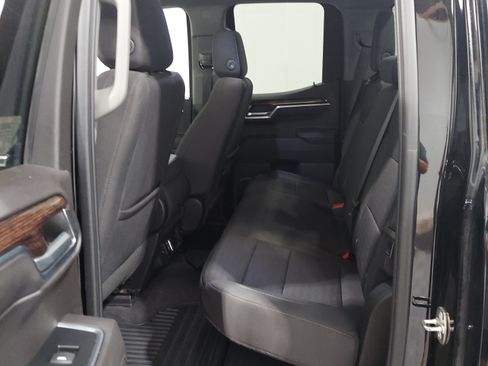 Used 2023 GMC Sierra 1500 SLE AWD/4WD image 13