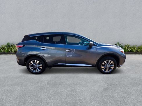 Used 2016 Nissan Murano S image 5