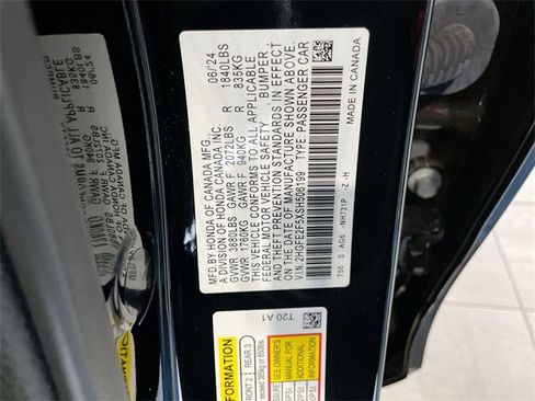 Used 2025 Honda Civic Sport image 28